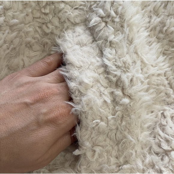 Decjuba Size L Beige Pippa Shearling Coat Faux Fur Longline Coatigan New RRP$140 - Picture 8 of 16